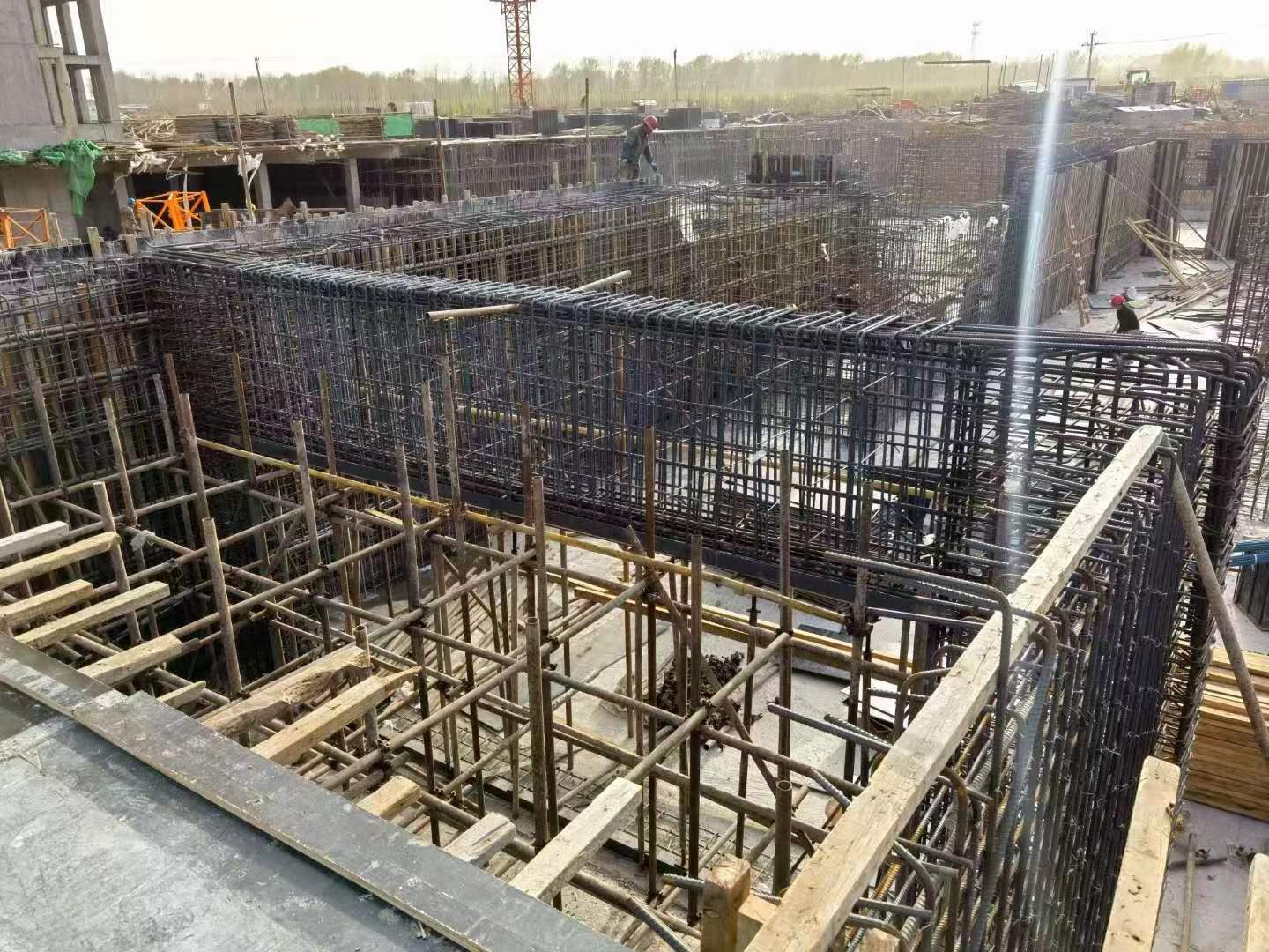 龙圩建筑基础筏板施工时混凝土有哪些常见问题?